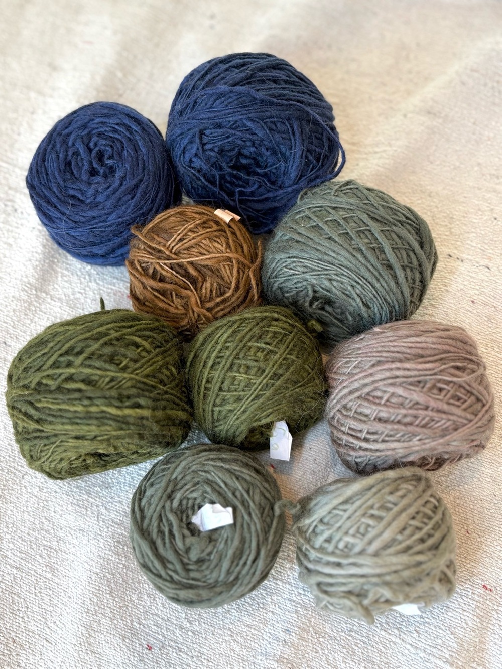 manos clasica project set mossy woods palette - set of 8 cakes nwot wool